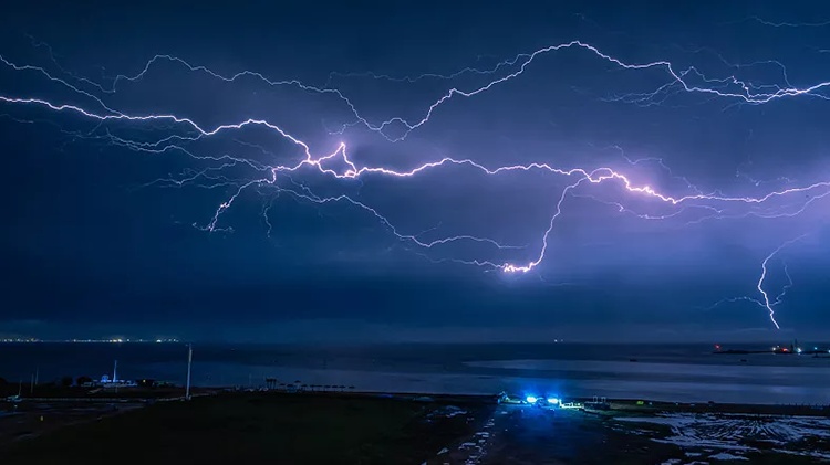 雷电电流